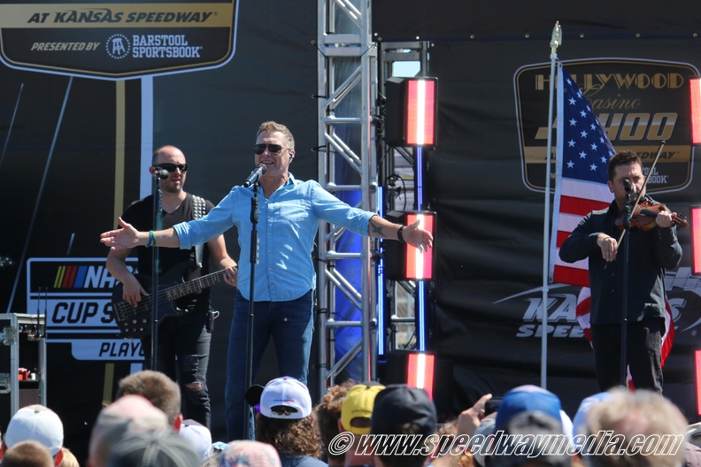 10_Kansas Hollywood 400_Craig Morgan_11Sep22_3400.jpg
