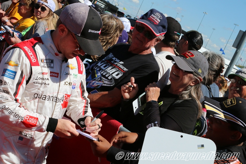 18_Kansas Hollywood 400_Cup_11Sep22_3974.jpg