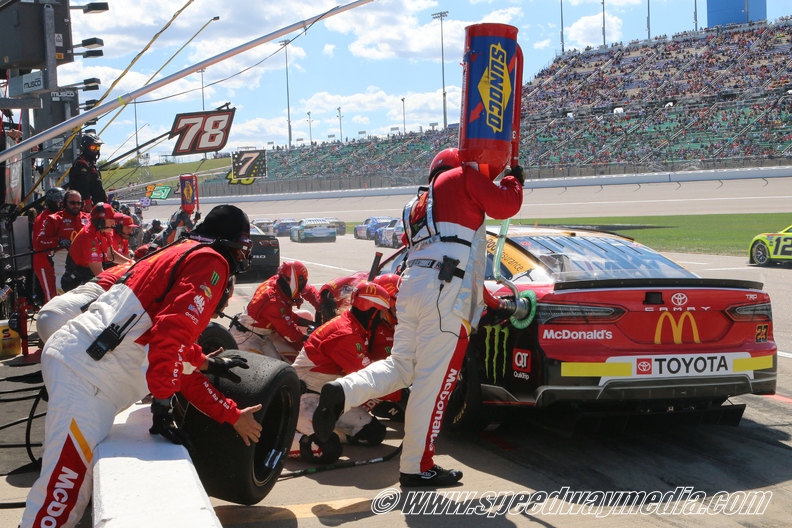 60 Kansas Hollywood 400 Cup 11Sep22 4795