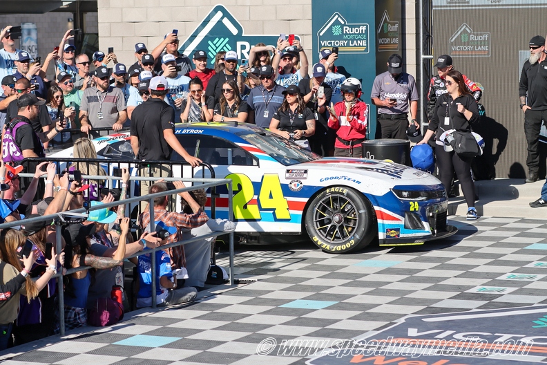 William Byron victory lane