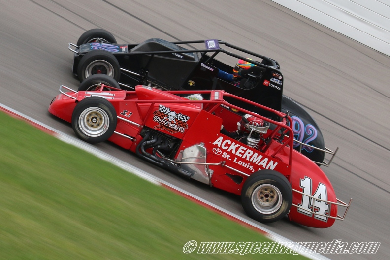 16_StL WWT USAC Silver Crown Outfront 100_27Aug_1445.jpg
