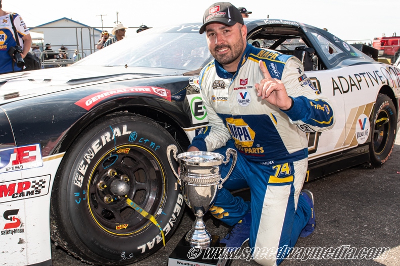 Victory lane, Kevin Lacroix