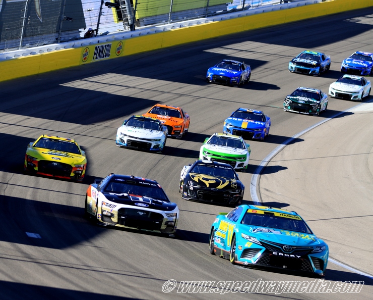 Denny Hamlin leads Kevin Harvick and the field