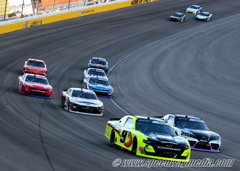 Brandon Jones leads the pack.JPG