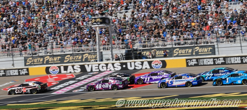 Christopher Bell leads the restart.JPG