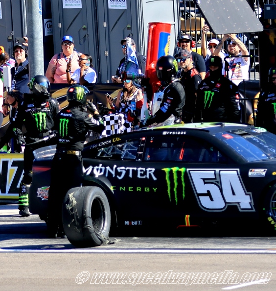 Tire damage for Ty Gibbs.JPG