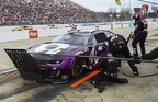 Alex Bowman pit stop