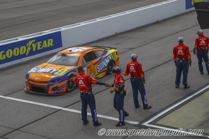 pit road send off.jpg