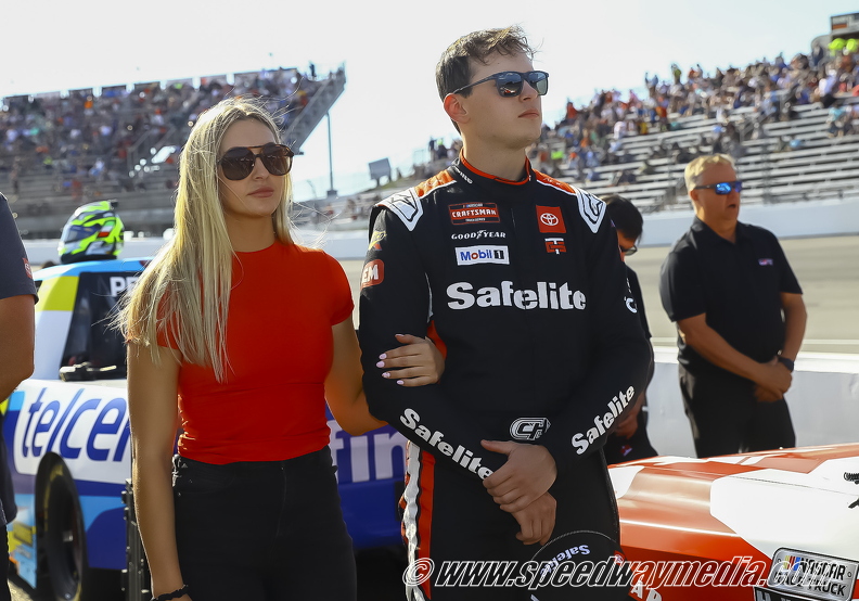 Corey Heim pre-race.jpg