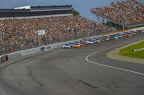 The field takes the green to start the race