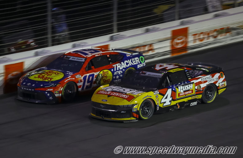 Noah Gragson and Chase Briscoe.jpg