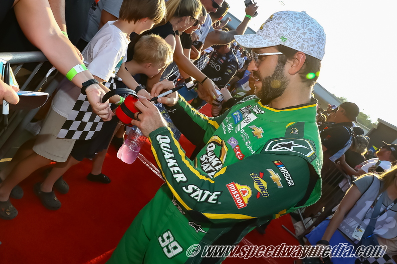 Daniel Suarez signing autographs.jpg