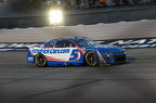 Kyle Larson turn 2