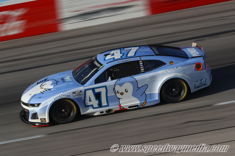 Ricky Stenhouse jr.jpg