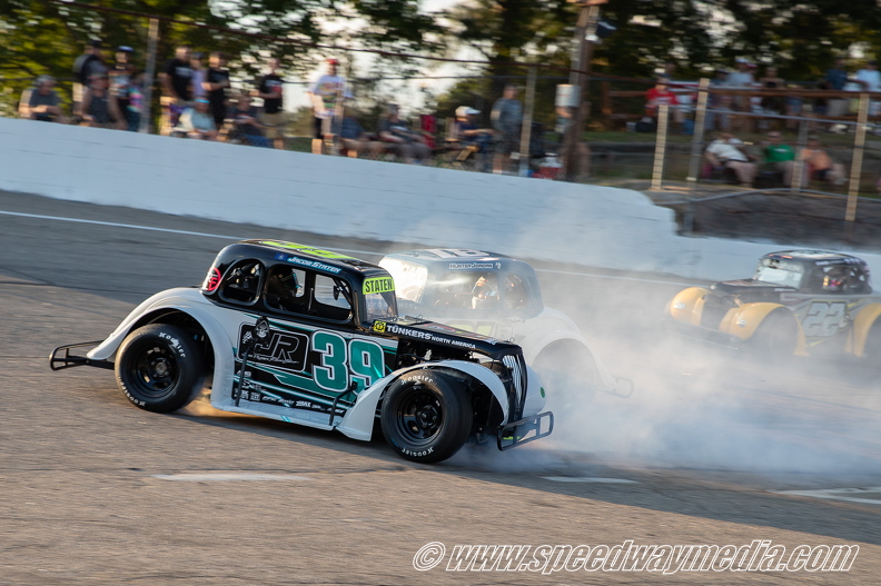 Jacob Staten spins -2.jpg