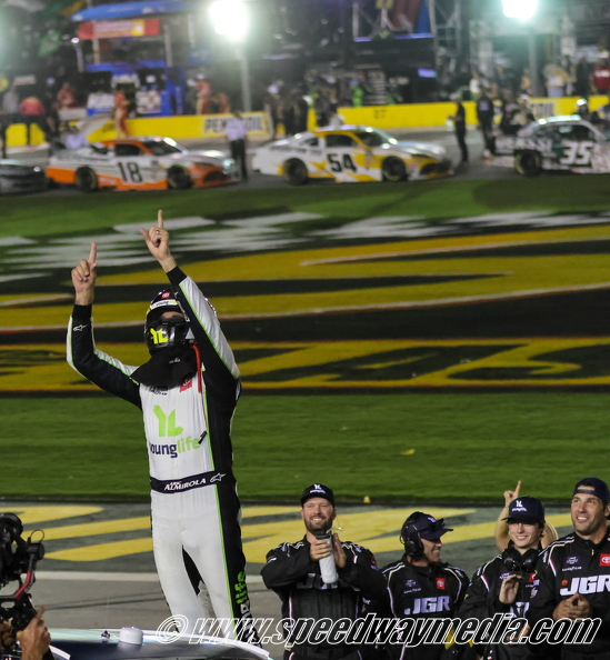 Aric Almirola 3.JPG