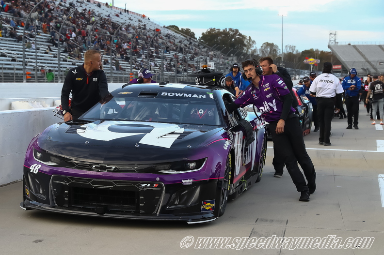 Martinsville Cup qualifing Xfinity 500 (38).jpg