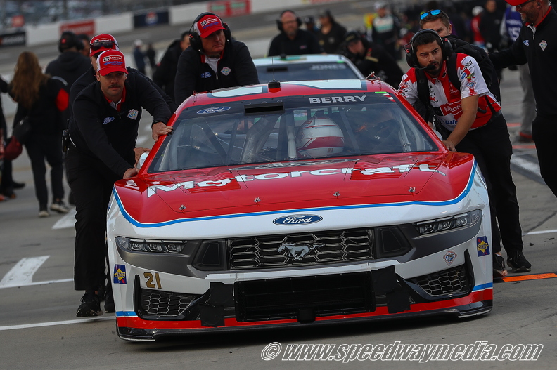 Martinsville Xfinity 500 (8).jpg