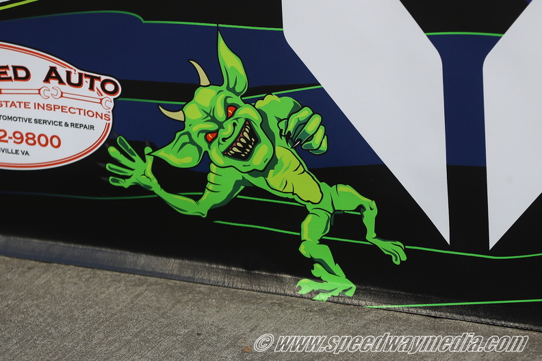 Martinsville Xfinity 500 (17).jpg