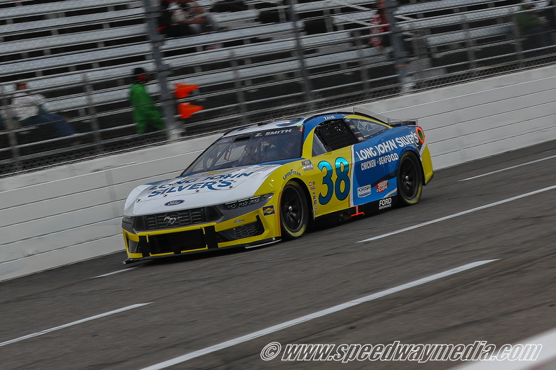 Martinsville Xfinity 500 (23).jpg