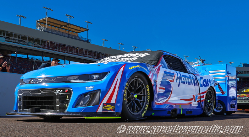 Kyle Larson 1.JPG