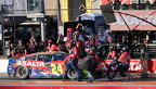 William Byron pit stop