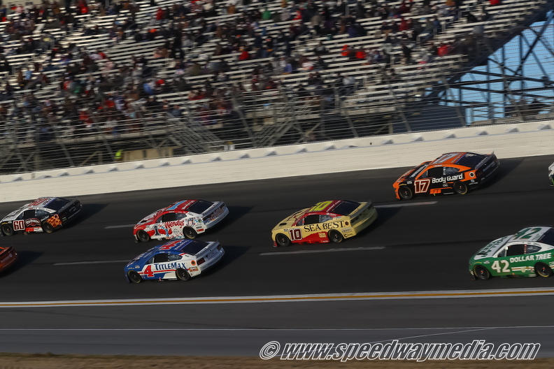 Atlanta Speedway  EchoPark Speedway AutoTrader 400 (44).jpg