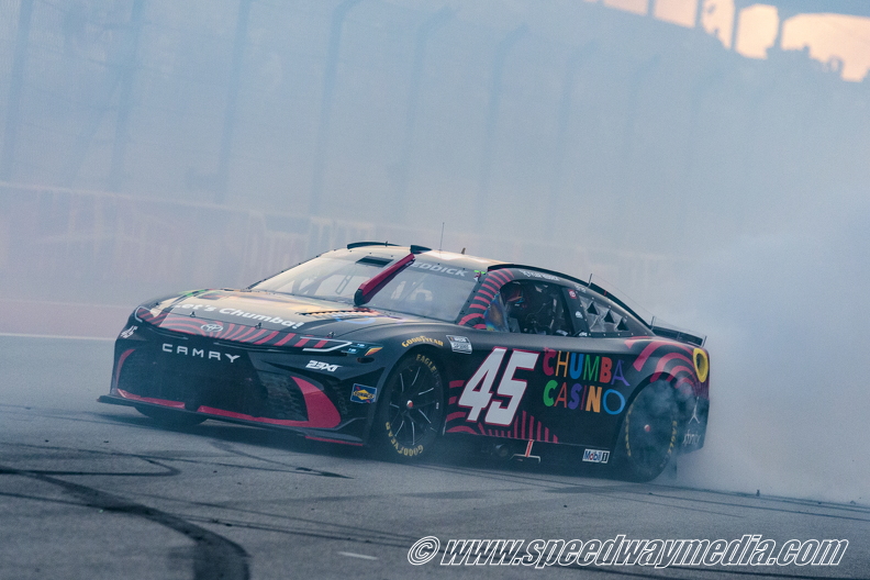 DuraMAX Grand Prix Race Day-21.jpg