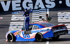 Kyle Larson win\'s the Liuna   1-