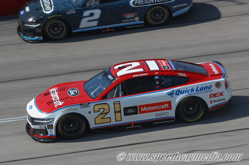 Darlington Raceway Goodyear 400 (5).jpg