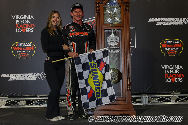 Martinsville Speedway Whelen Modifieds Virginia is for lovers 200 (19).jpg