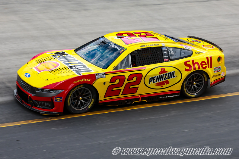 R6II2452.jpg