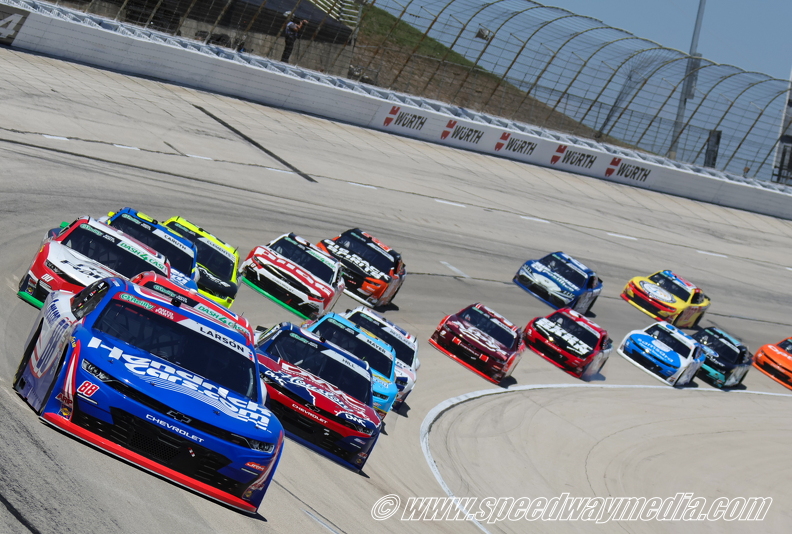 Larson leads the pack.JPG