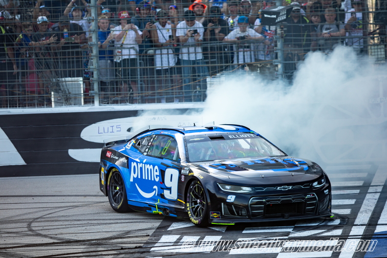 Chase Elliott-4.jpg
