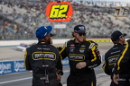 Kyle Busch wins at Dover