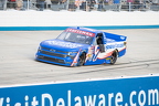 Kyle Busch wins at Dover