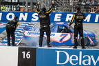 Kyle Busch wins at Dover