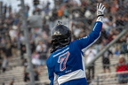 Kyle Busch wins at Dover