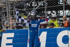 Kyle Busch wins at Dover