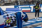 Kyle Busch wins at Dover
