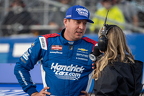 Kyle Busch wins at Dover