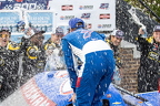 Kyle Busch wins at Dover