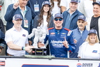 Kyle Busch wins at Dover