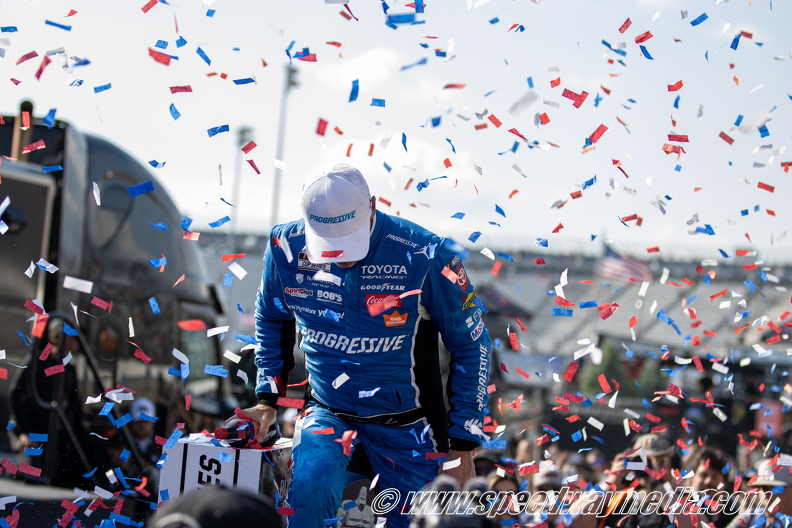 33_Denny_Celebration.jpg