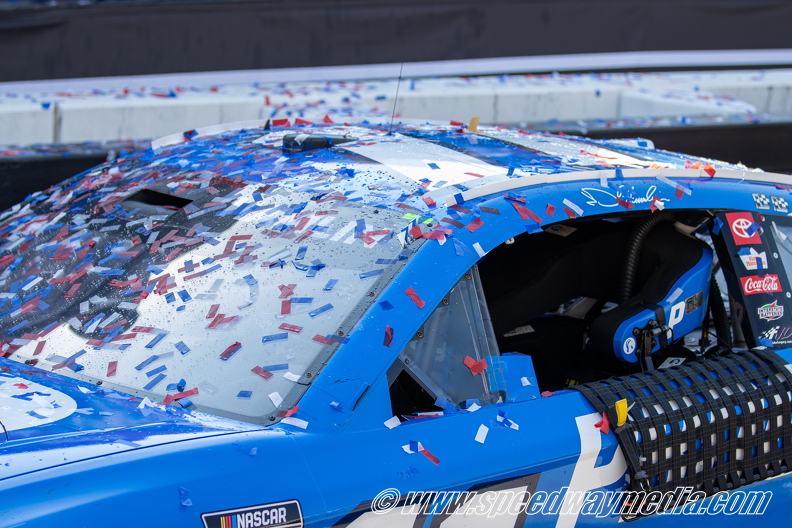 41_Denny_Celebration.jpg