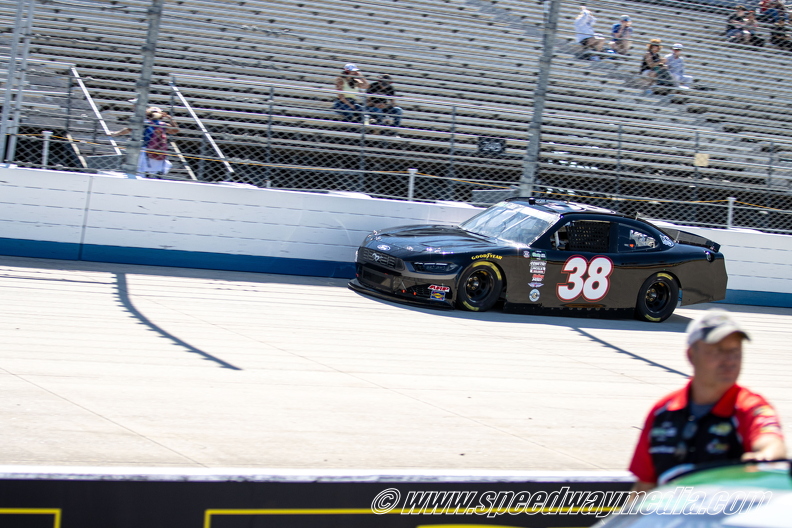 9_Xfinity_Qualifying.jpg