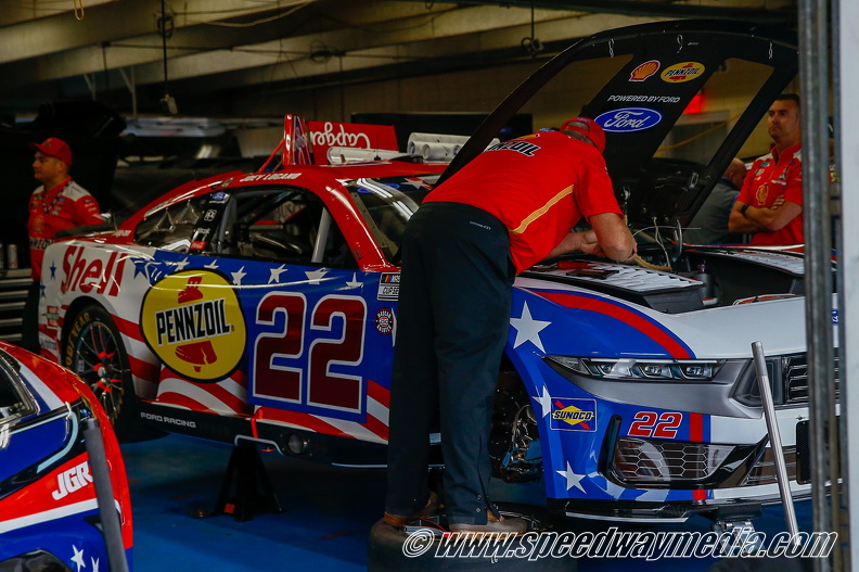 Charlotte Coca-Cola 600, garage, saturday rain delay (36).jpg