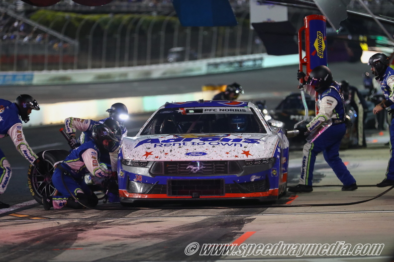 Coca cola 600 Charlotte Motor Speedway (45).jpg