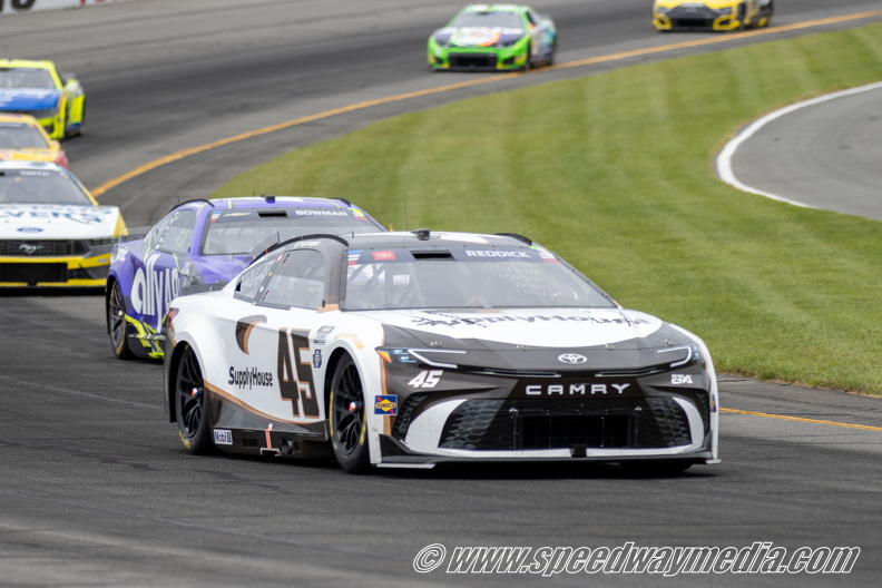 74_Cup_Race_Pocono.jpg