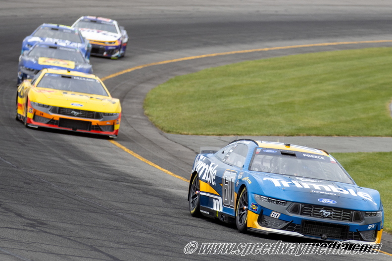 83_Cup_Race_Pocono.jpg